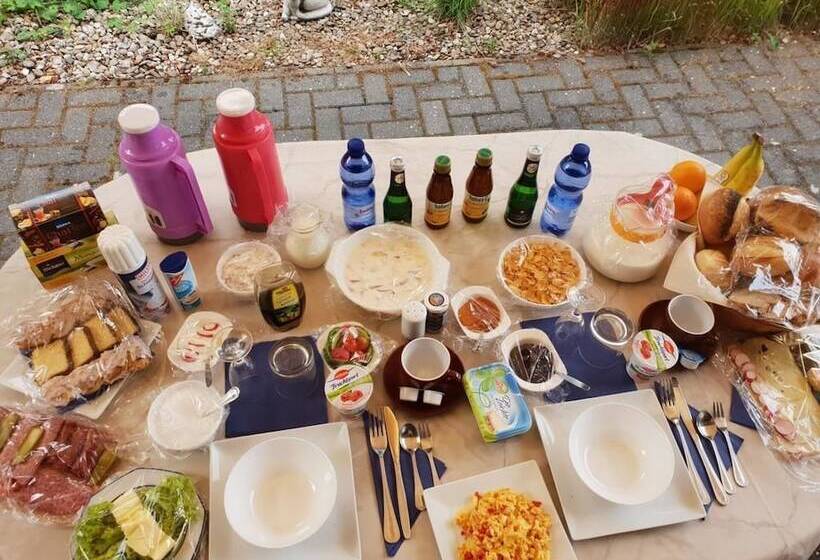 Aamiaismajoitus (B&B) Haus Schnucke