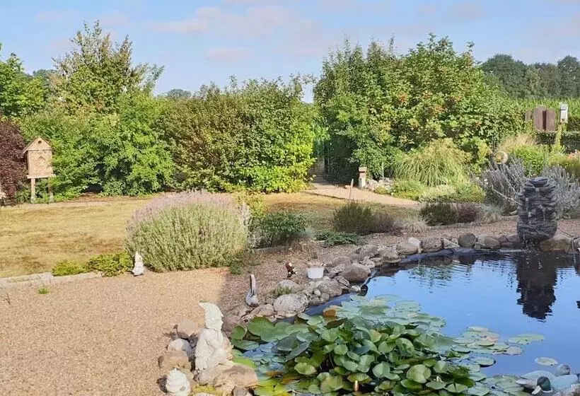 Aamiaismajoitus (B&B) Haus Schnucke