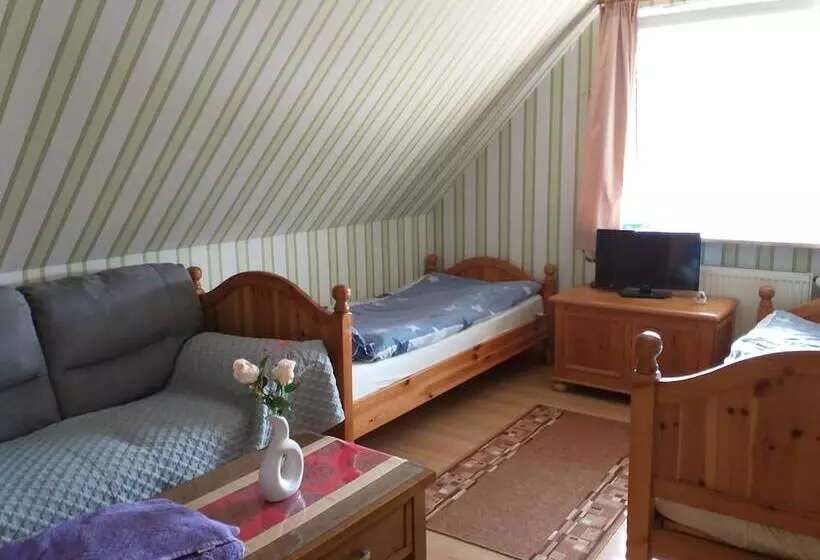 Aamiaismajoitus (B&B) Haus Schnucke