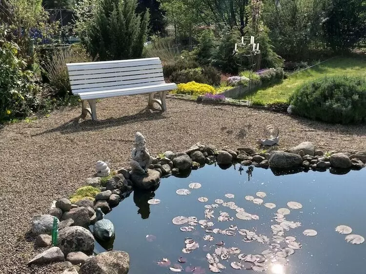 Aamiaismajoitus (B&B) Haus Schnucke