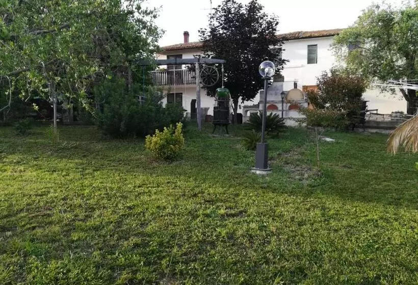 Aamiaismajoitus (B&B) Sotto L'ulivo