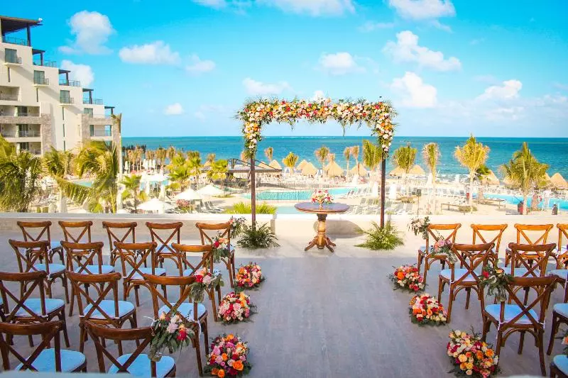 Dreams Natura Resort & Spa  All Inclusive