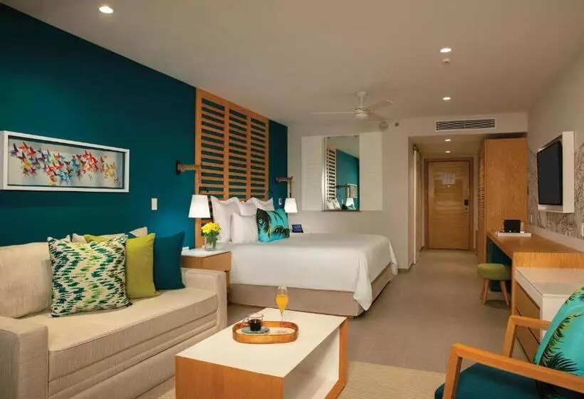 Dreams Natura Resort & Spa  All Inclusive