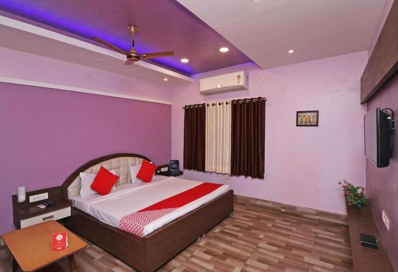هتل Ananya Guest House By Oyo Rooms