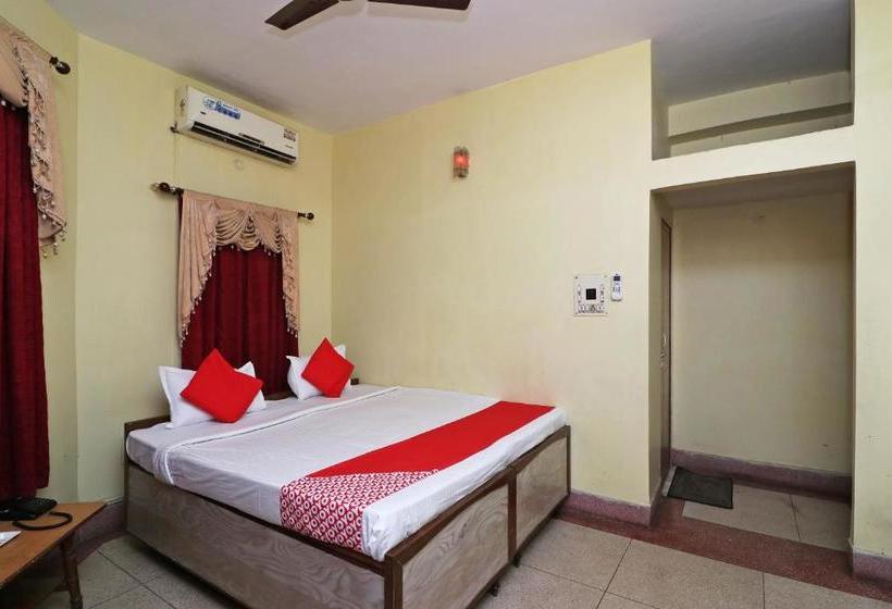هتل Ananya Guest House By Oyo Rooms