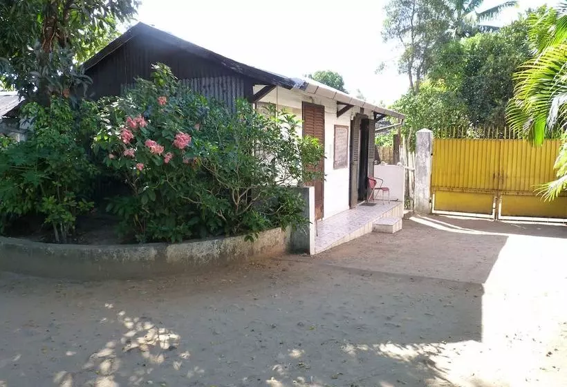 هتل Bungalow Finaritra