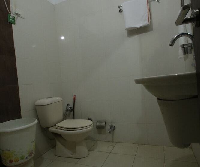 فندق Maharani Regency