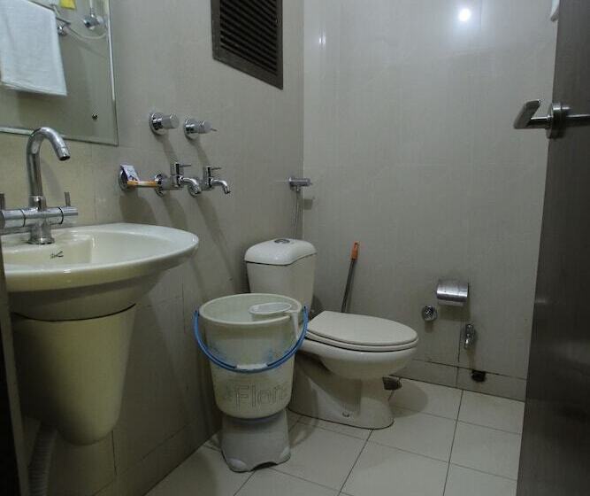 فندق Maharani Regency