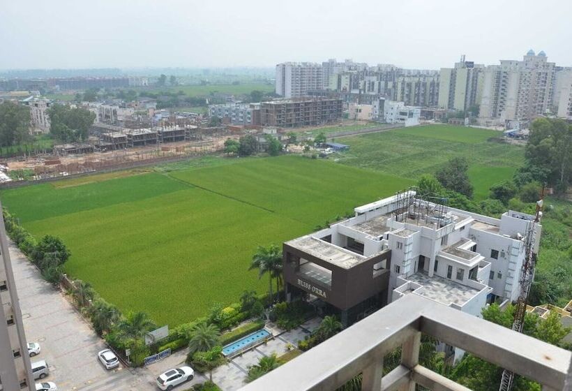 فندق Maharani Regency