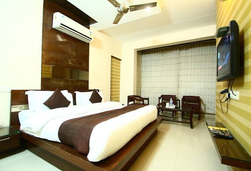 فندق Maharani Regency