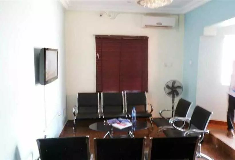 هتل Orange Groove