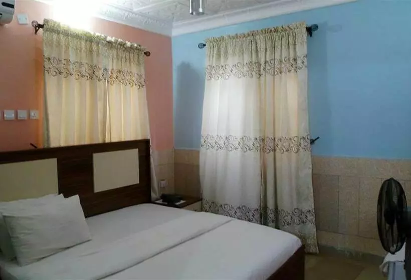 هتل Orange Groove