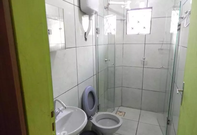 ホテル Pousada Primavera