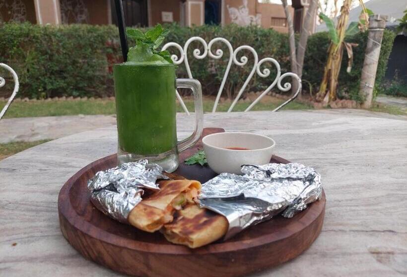 فندق Pushkar Vela Resort