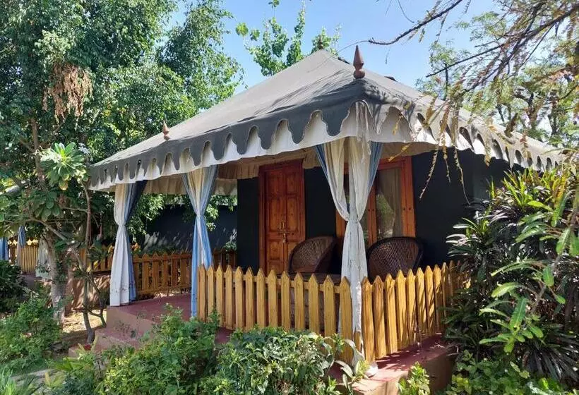 ホテル Pushkar Vela Resort