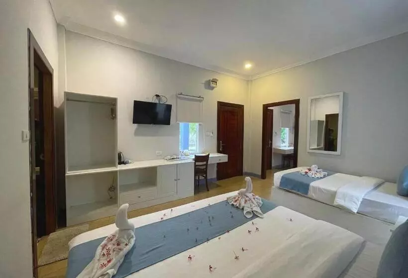 Hotelli Scarlet Sails Resort