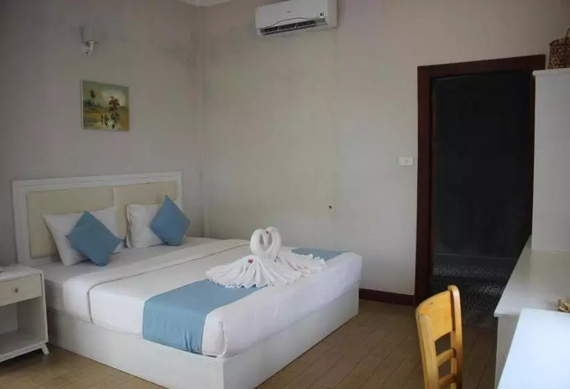 Hotelli Scarlet Sails Resort