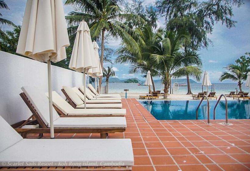 בית מלון כפרי Scarlet Sails Resort