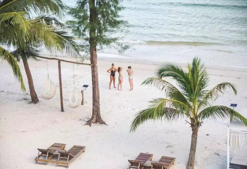 Hotelli Scarlet Sails Resort