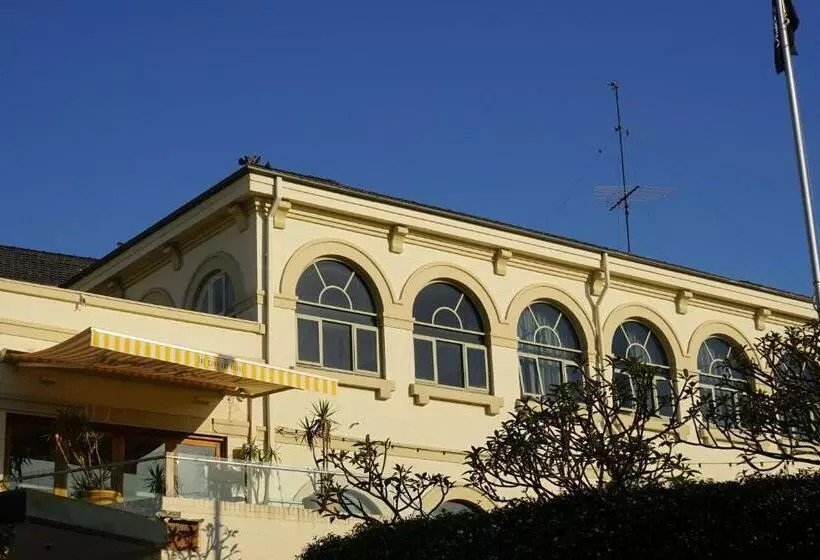 Hotelli The Clovelly