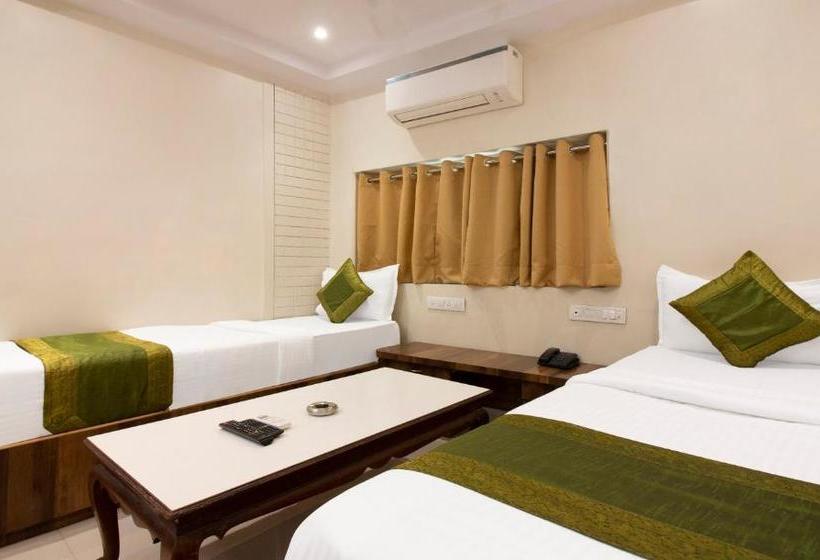 Hotell Treebo Trip R K