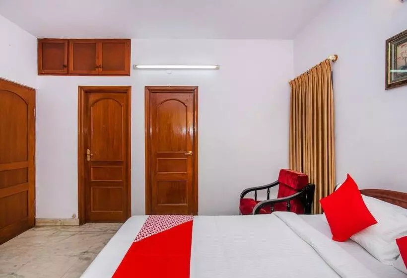 Hotel Uv Comforts By Oyo Rooms