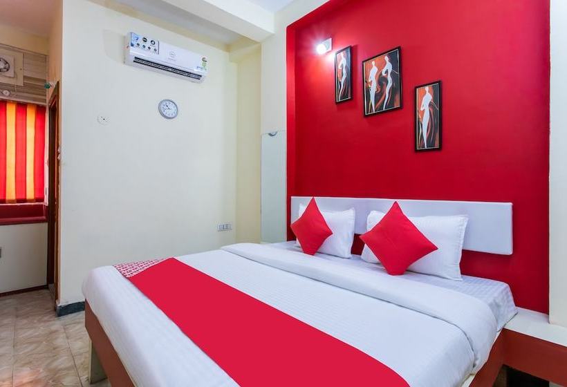 Oyo 24109 Hotel Santushti