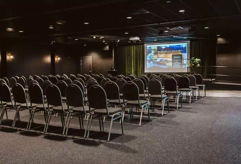 فندق Best Western Plus Hus 57