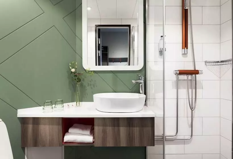 호텔 Good Morning+ Halmstad