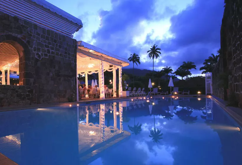 هتل Ottley's Plantation Inn