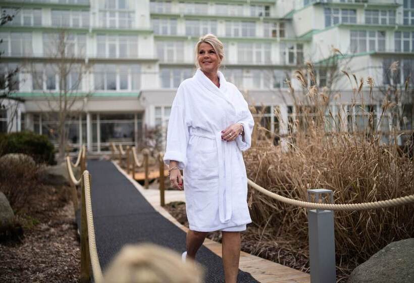 בית מלון כפרי Ronnebybrunn