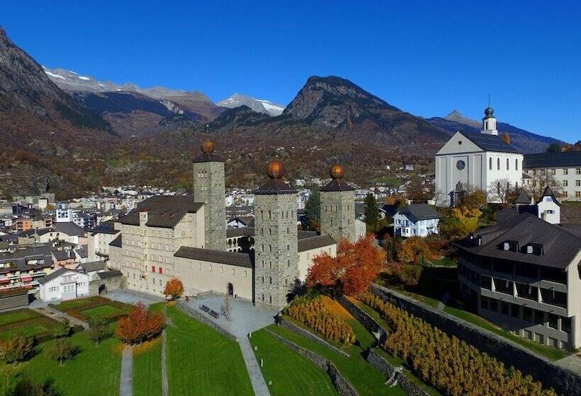 Schlosshotel   Self Check In