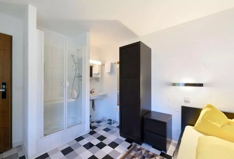 Schlosshotel Self Check In