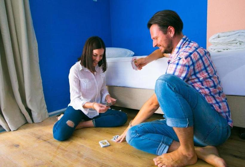 فندق صغير Rainbow Bay Beachhouse