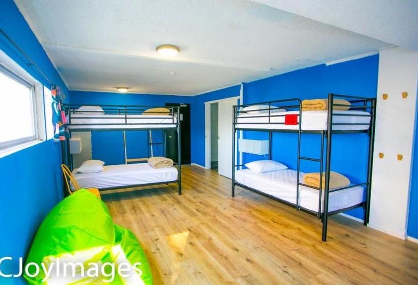 فندق صغير Rainbow Bay Beachhouse