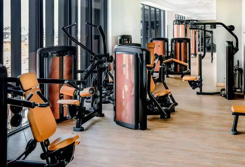 Hostelli Hampton By Hilton Kalisz