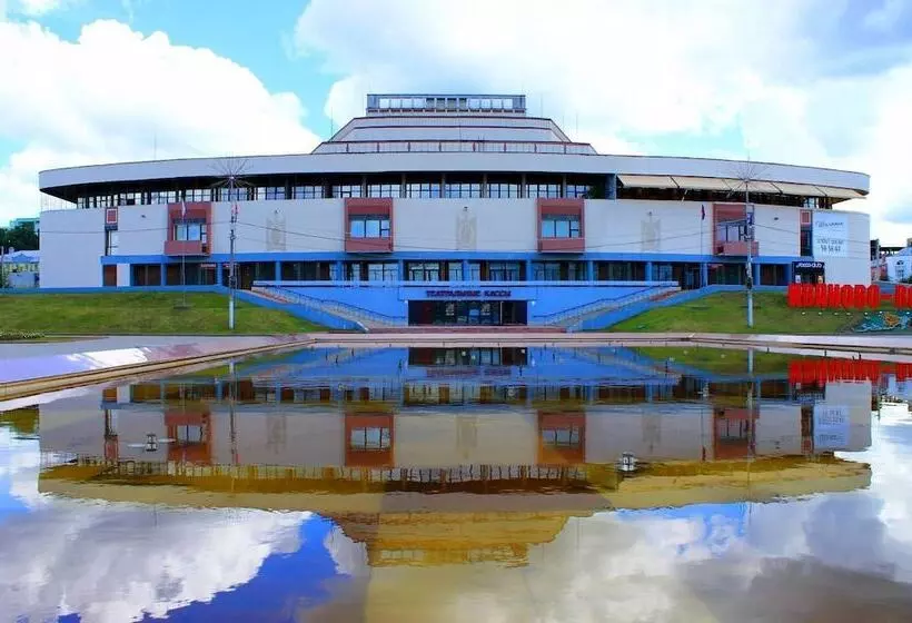 ホテル Amaks Tourist