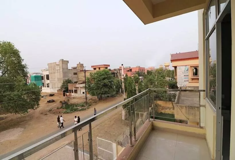 ホテル Atithi Inn By Oyo Rooms