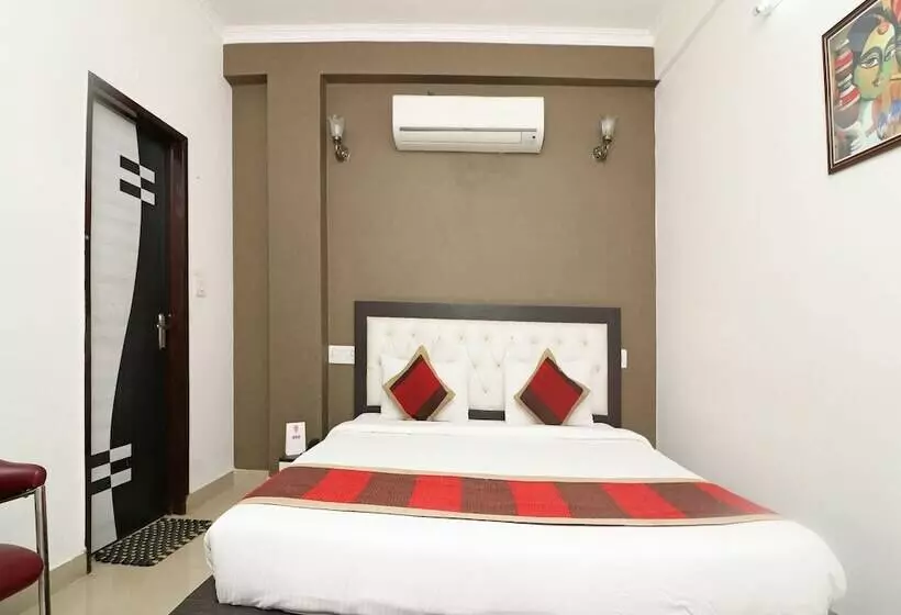 ホテル Atithi Inn By Oyo Rooms