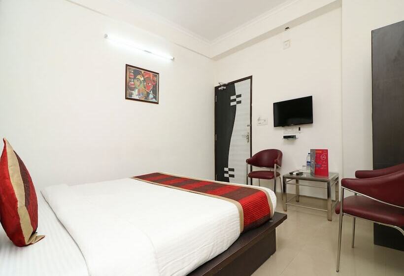 호텔 Atithi Inn By Oyo Rooms