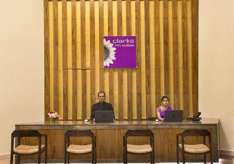 Hotelli Clarks Inn Suites Katra