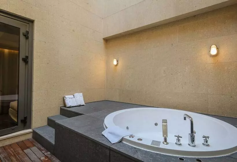 Pangyo Business & Tourist Hotel Kynd