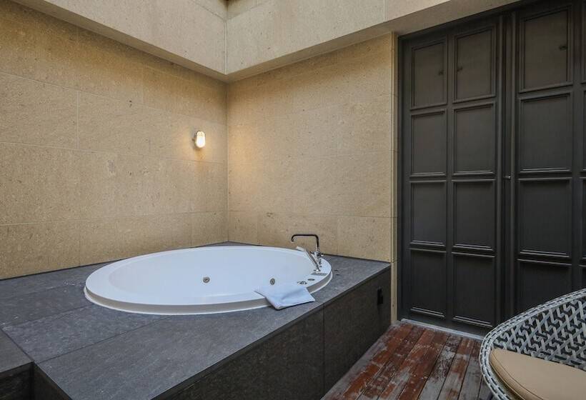 Pangyo Business & Tourist Hotel Kynd