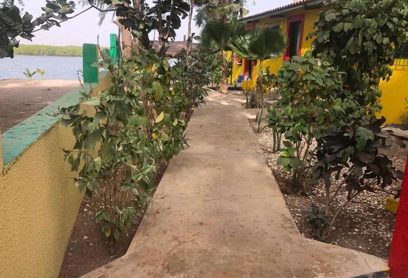 هتل La Lagune Du Thiouraye