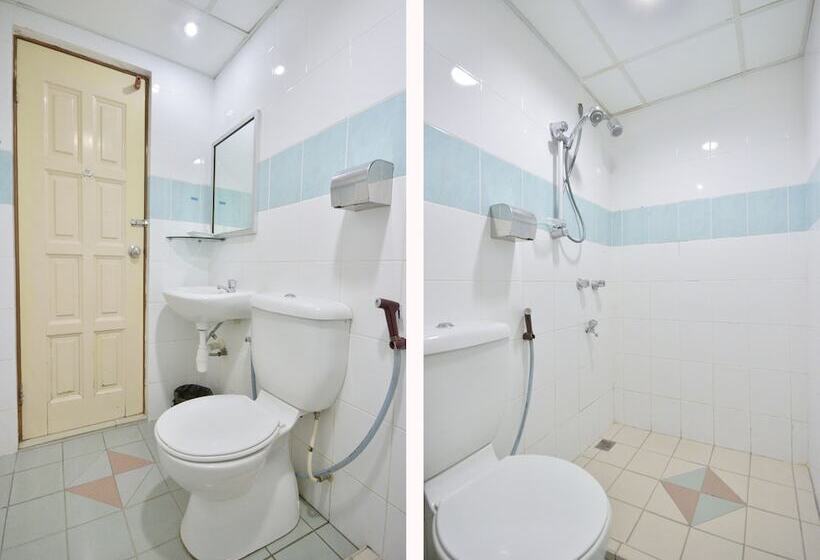 فندق Pantai View By Oyo Rooms