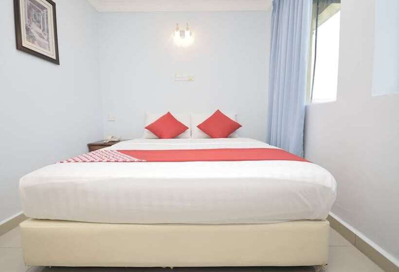 فندق Pantai View By Oyo Rooms
