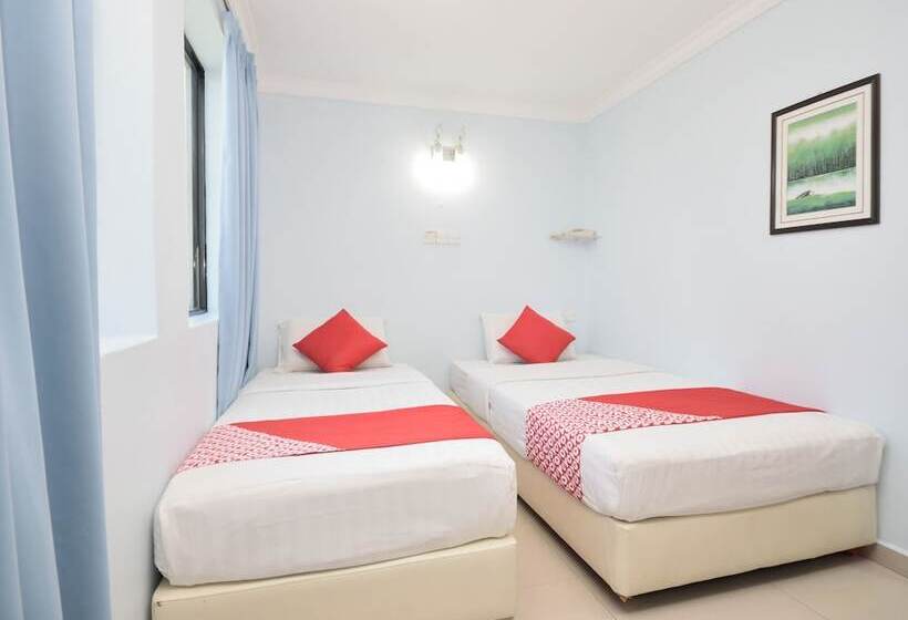 فندق Pantai View By Oyo Rooms