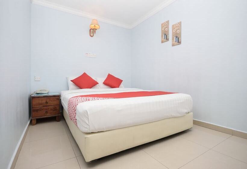 فندق Pantai View By Oyo Rooms