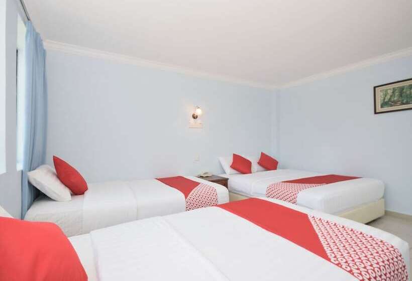 فندق Pantai View By Oyo Rooms