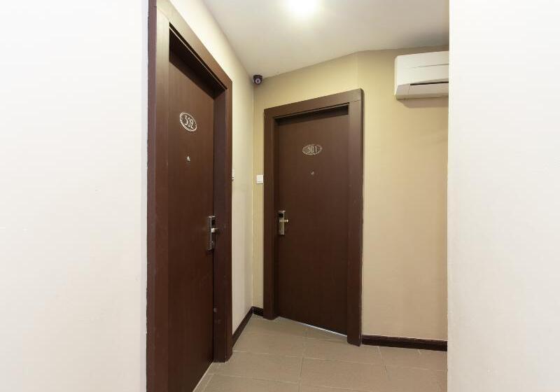 فندق Pantai View By Oyo Rooms